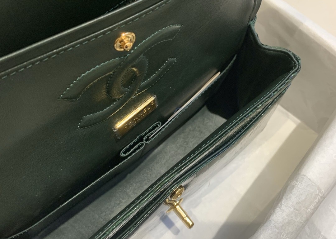 Classic Style Green Croc Crossbody Bag , 25.5cm Crocodile Skin Shoulder Bag