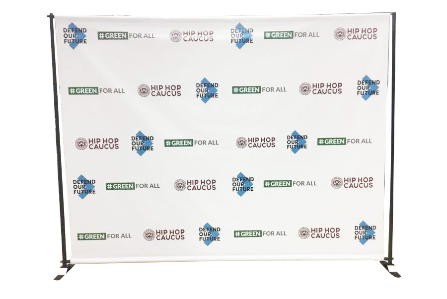 adjustable rectractable banner