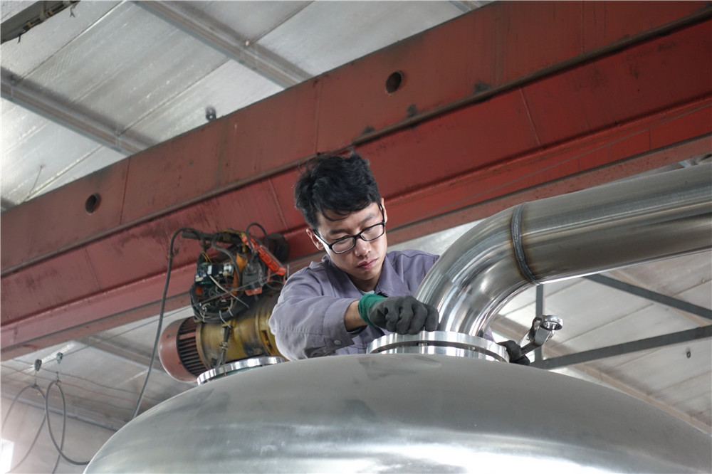 Unique Deoiling Effect Continuous Vacuum Fryer With Oil Temperature 80~120℃