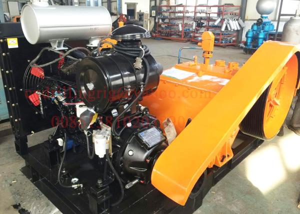 Triplex Deep Hole Drilling Mud Pump , Single Acting Cylinder Reciprocating
