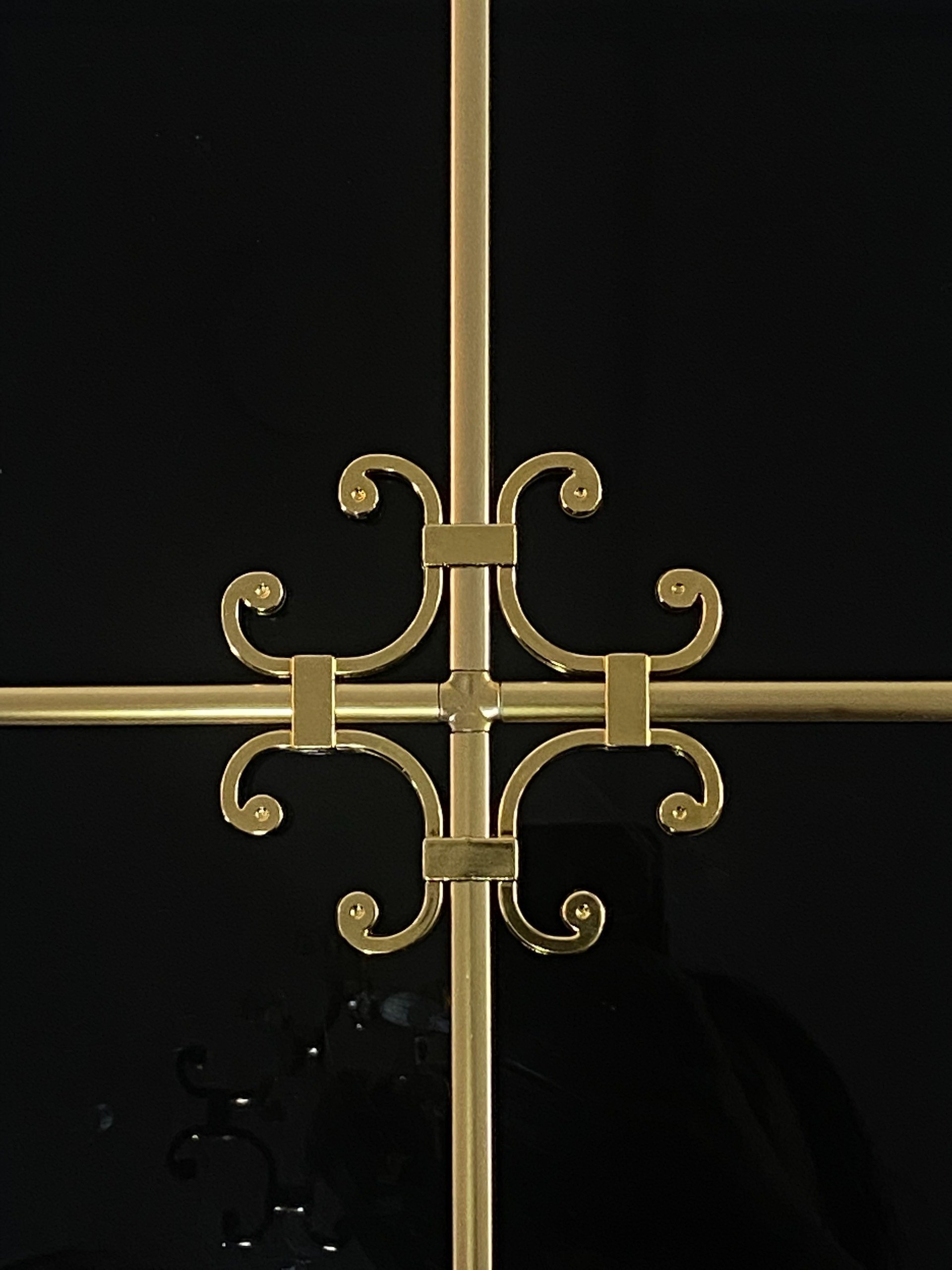 Multiple Color Contemporary Style Shine Surface Georgian Bar For Decorative Flowers
