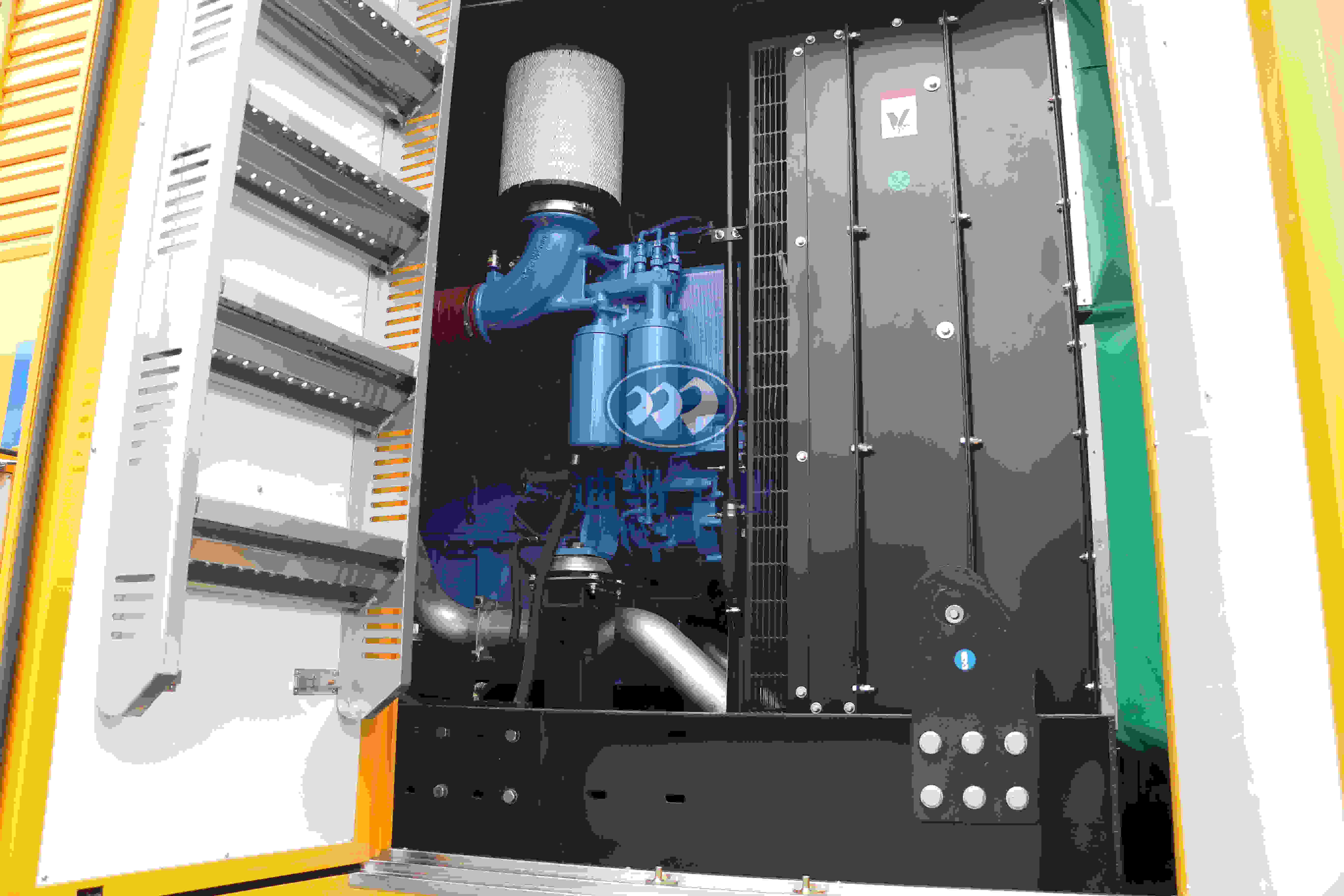 80KW Diesel Emergency Power Supply Vehicle 6.8L Panda Generator