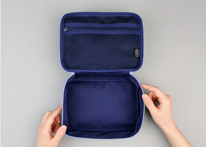 Fashionable Printed Travel Cosmetic Bags Colorful With Multiple Pockets