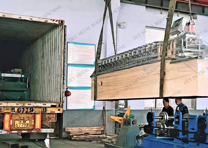 5.5kw 50HZ 220v Roofing Sheet Roll Forming Machine For Panel