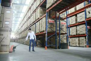China Powder Coated Heavy Duty Storage Racks , High Capacity Heavy Duty Metal Shelving wholesale