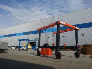 China 100ton Rubber Tyred Gantry Crane With Overload Limiter Emergency Stop wholesale