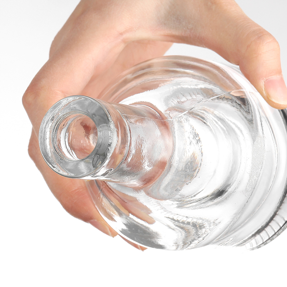 250ml Glass Bottle With Screw Stopper For Gin Vodka Whisky Made for Cosmestic and Wine