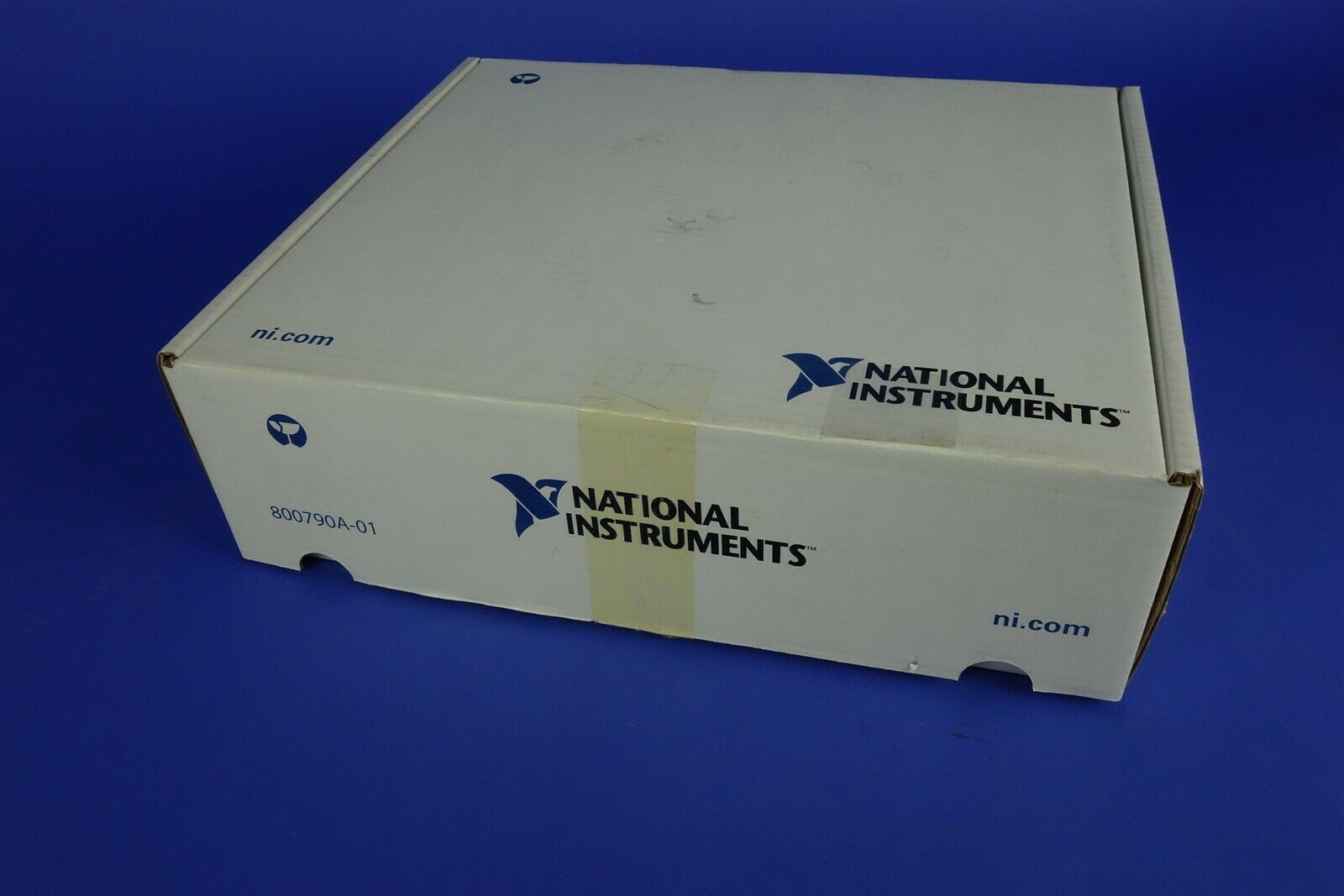 ELVIS-II+ National Instruments Workstation 16 Bits 500MA 1.2 MHz 60Ppm Max 100 MS/S Oscilloscope Option
