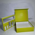 CMYK / Pantone Printed Packaging Box Emboss Kraft Paper Cosmetic Box