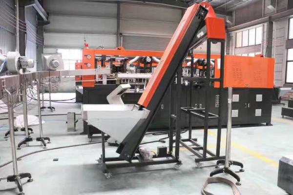 High Efficiency Bottle Blow Molding Machine , Small Plastic Bottle Making