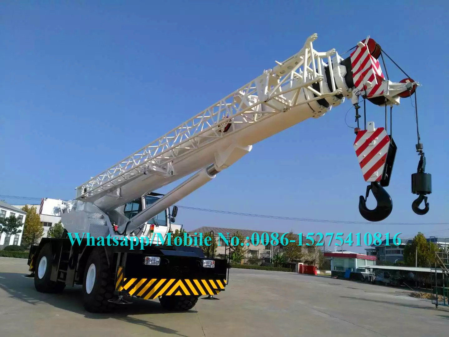 Large Ground Clearance Boom Truck Crane 30T 35T Full Wheel Drive Crab Steering