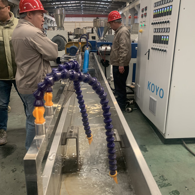 PVC Granules Siemens Motor Spiral Hose Machine PE Pipe Extrusion Line