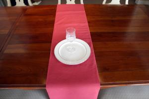 China Restaurant Rectangular Airlaid Tablecloth Dining Decorations wholesale