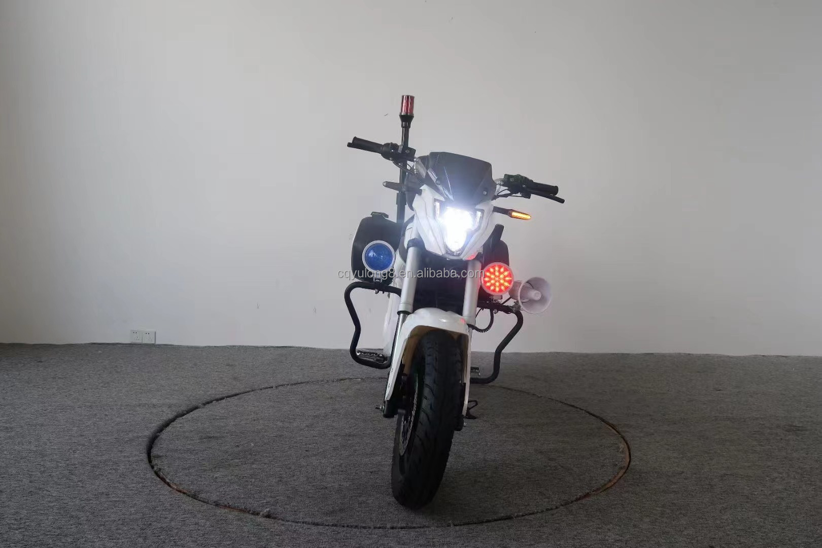 72V Voltage Racing Motorcycle for Street Sports 6-8 Hours Charging Time 80km Distance