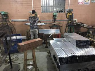 Foshan City Kinglion Case Factory