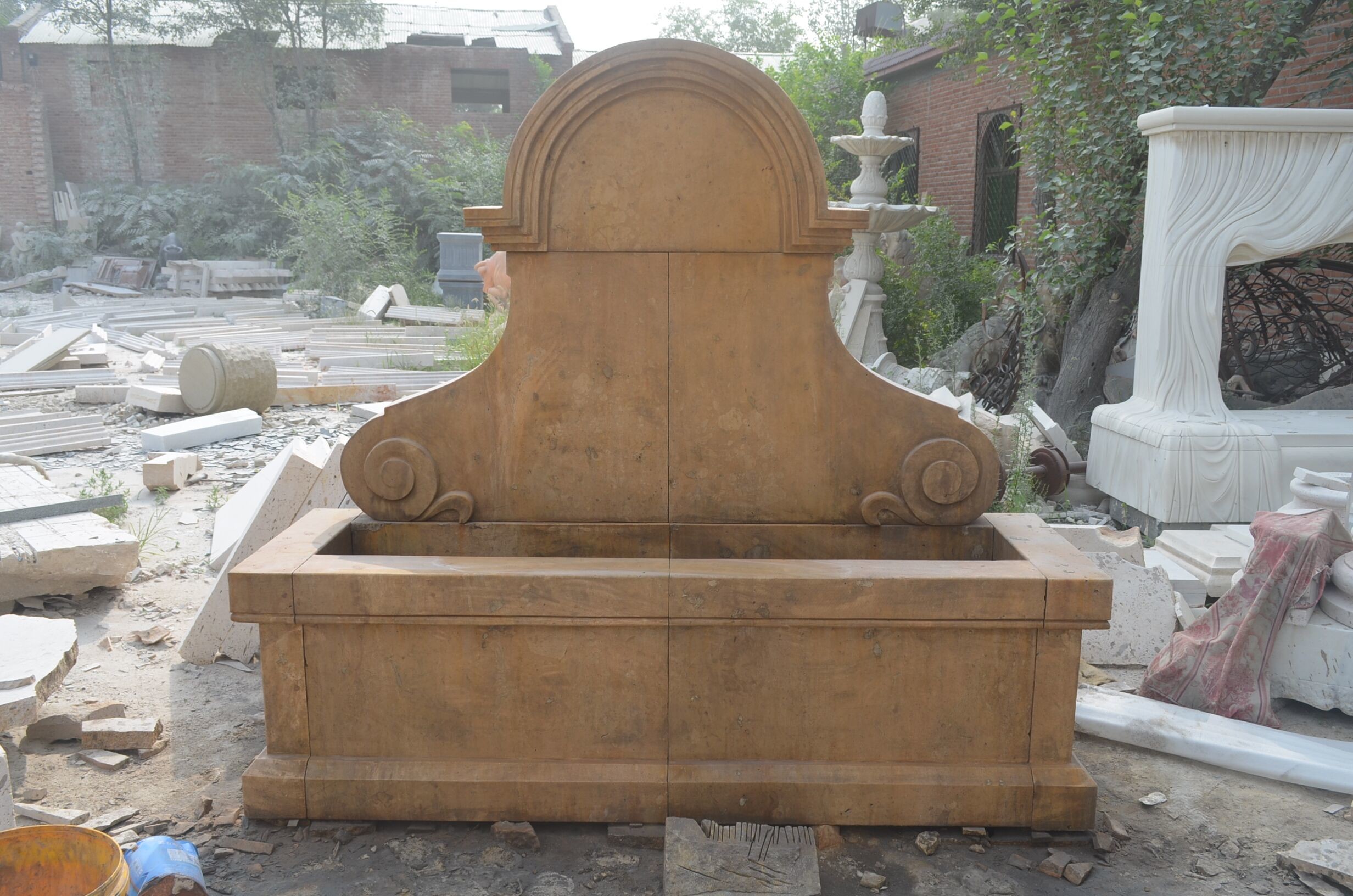 Large Marble Column Stone Water Fountain Outdoor Decoration