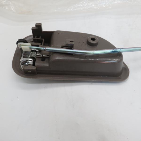 Selling Right front door inside handle L0610152303A0