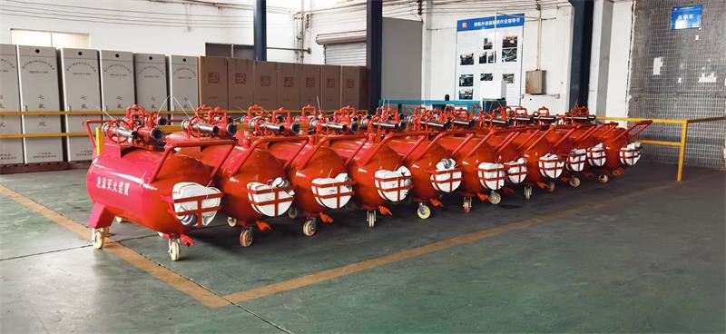300L Carbon Steel Tank Mobile Foam Fire Extinguishing Unit With Jet Spray Nozzles