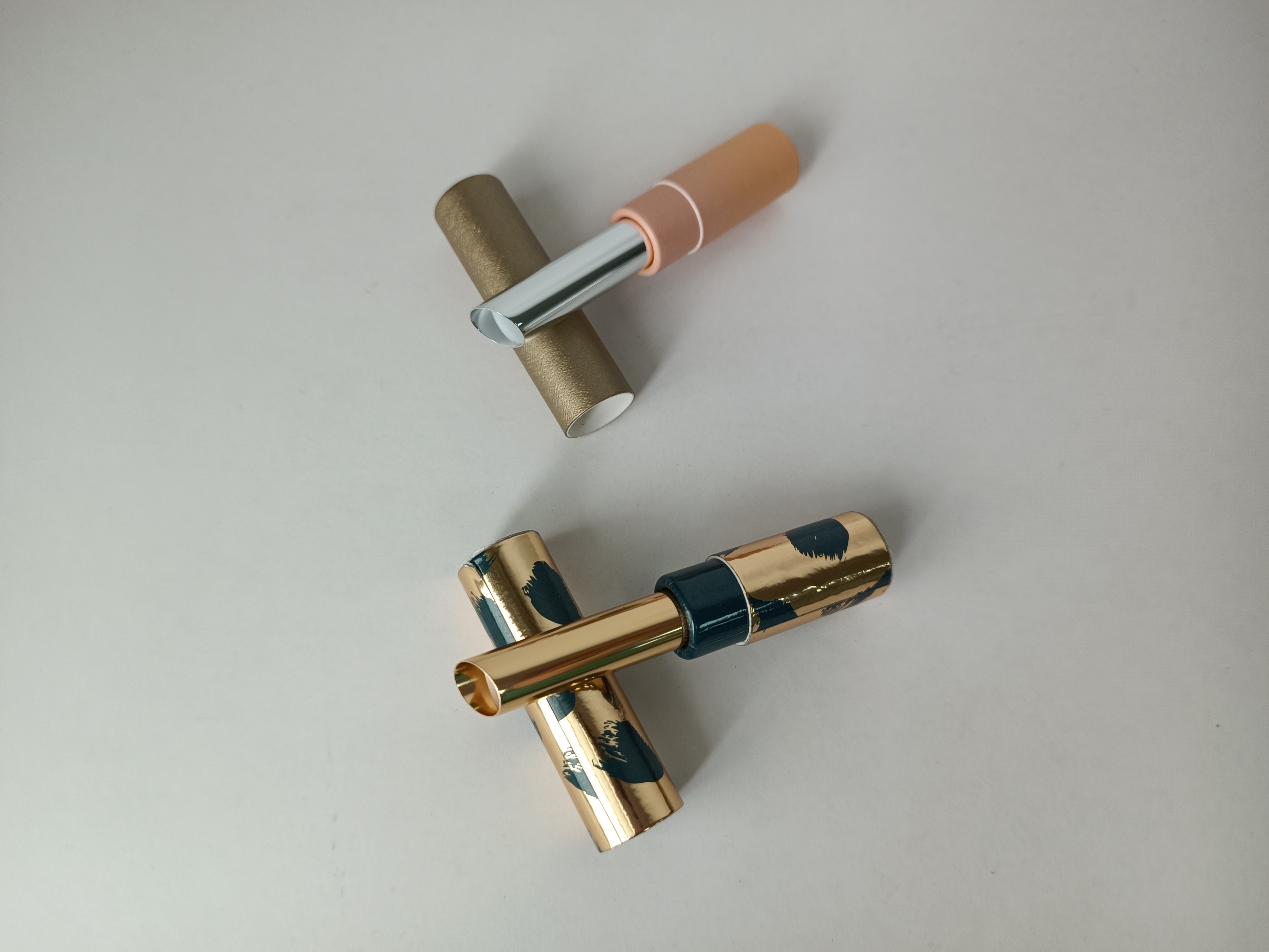 C2S Cardboard Paper Lipstick Tube Lip Balm Containers Hot Stamping Mechanism