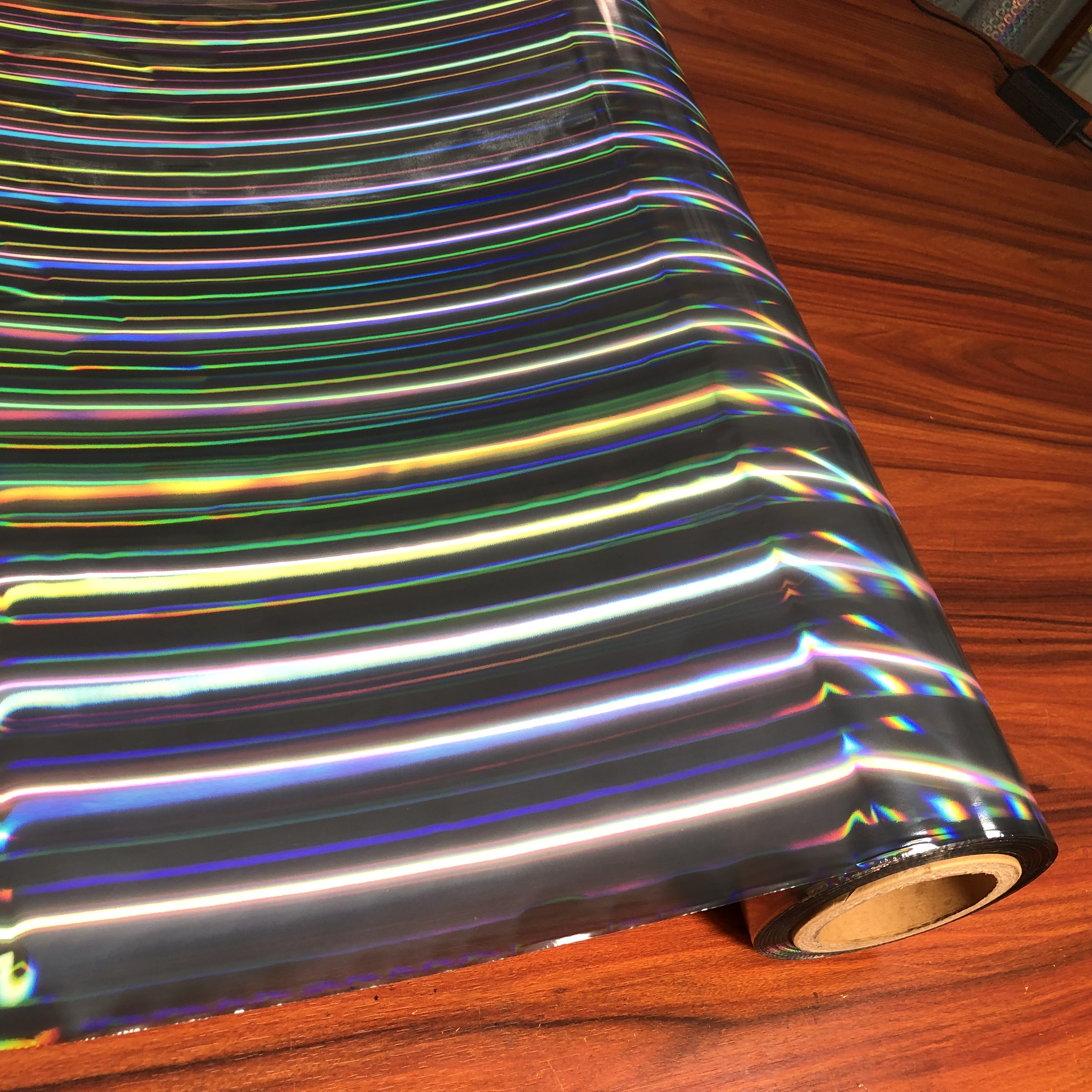 High Transparency Opaque Thermal Holographic Lamination Film for Laminated Paper Board