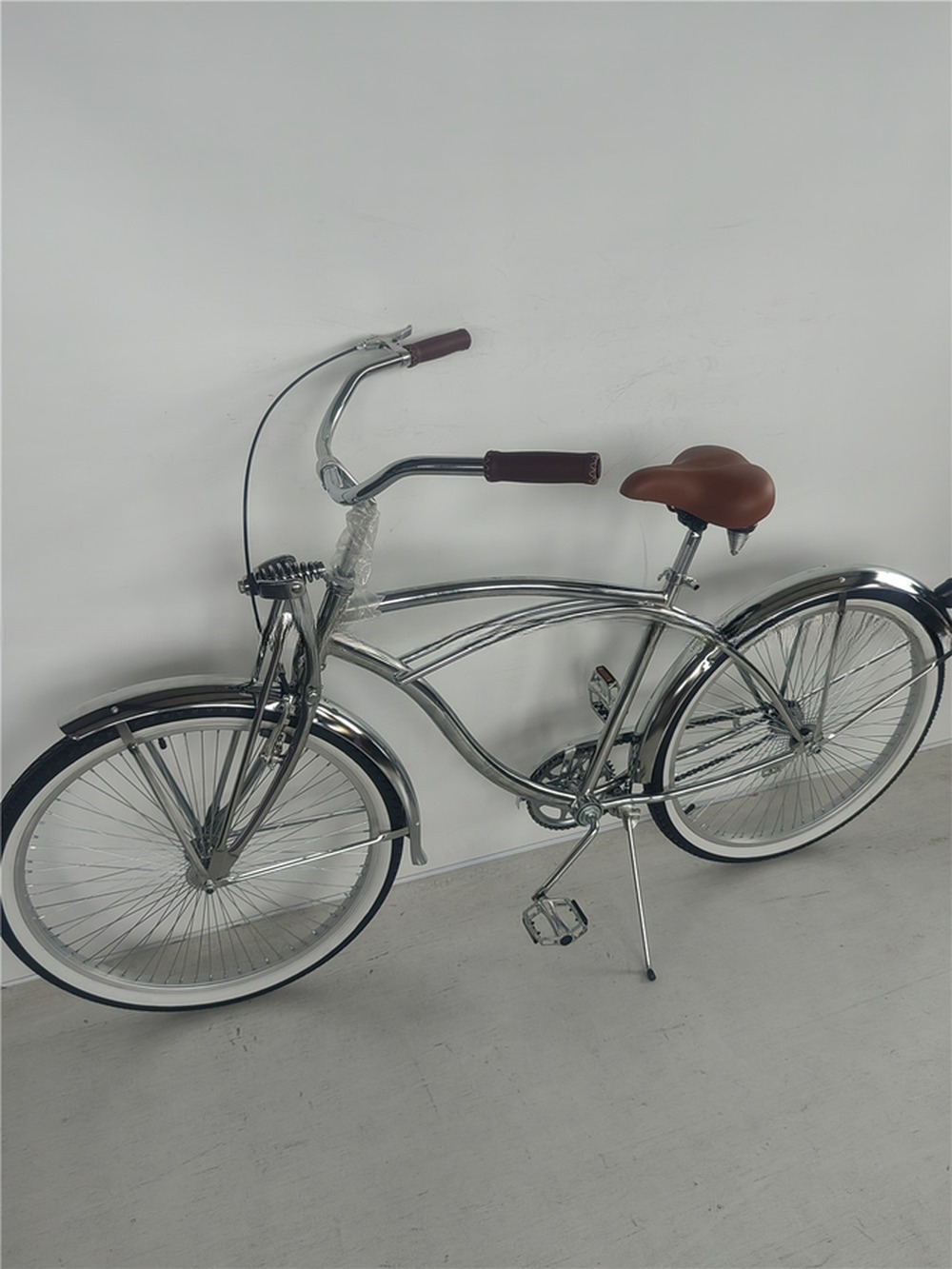 26*2.125 Tire Vintage Style Adult 26 inch Single Speed Retro Chrome Beach Cruiser Bike Bicycle