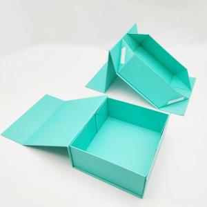China Green Foldable Magnetic Boutique Gift Box Hard Cardboard Gift Boxes wholesale