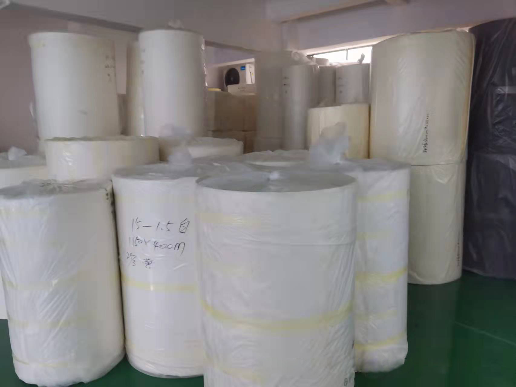 Inoac CR C-4310 White Simple vesicle type Neoprene foam Density 0.22 ± 0.03 g/cm³