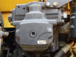 USED KOMATSU PC200-8 CRAWLER EXCAVATOR FOR SALE MADE IN JAPAN