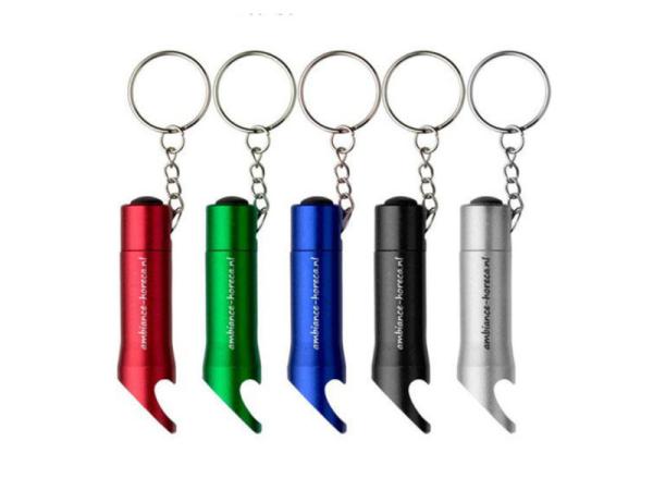 Custom popular cheap personalized promotion gift anodized small led keychain