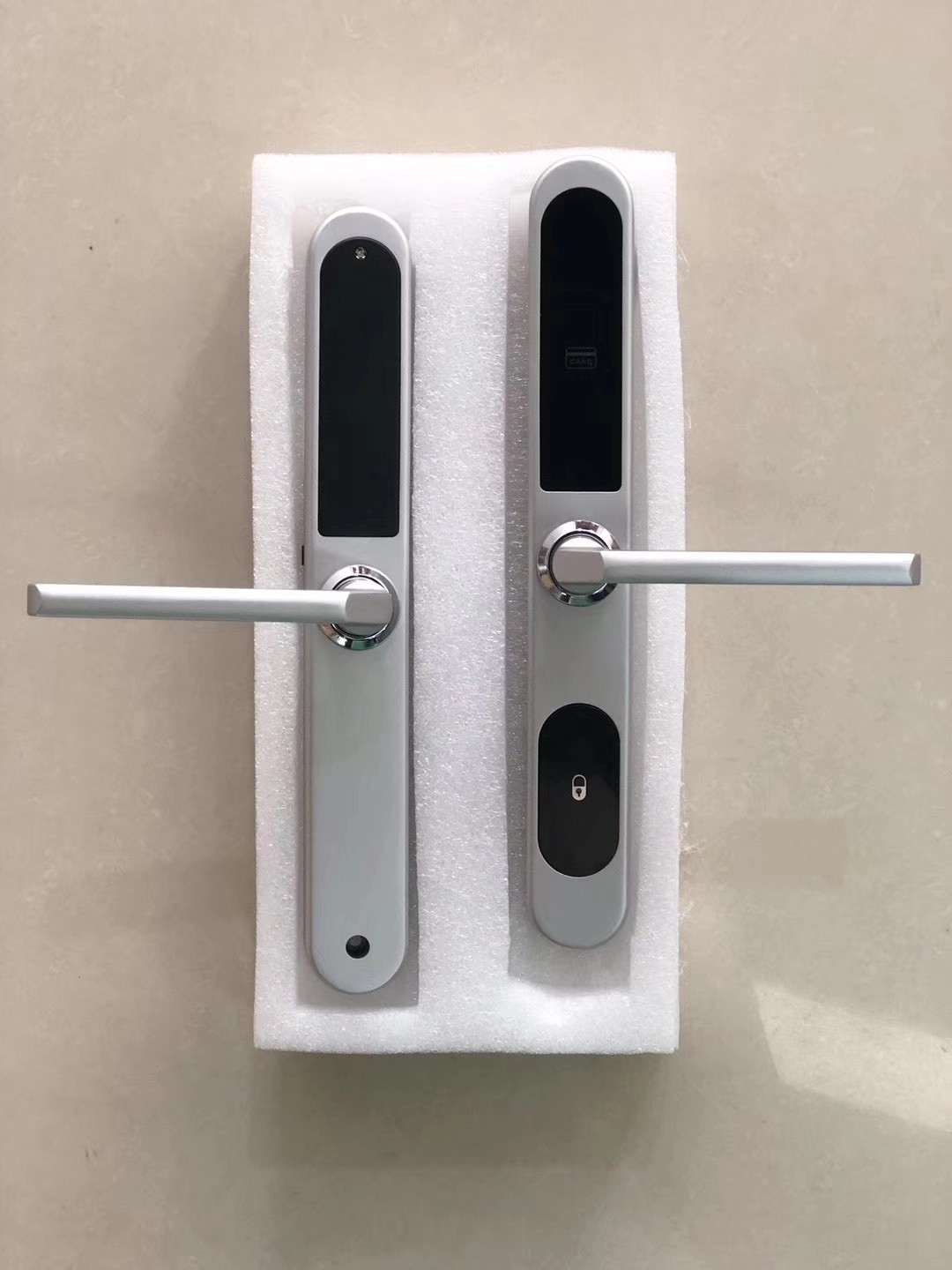 Keyless Digital WiFi Tuya APP Fingerprint Aluminum Door Lock