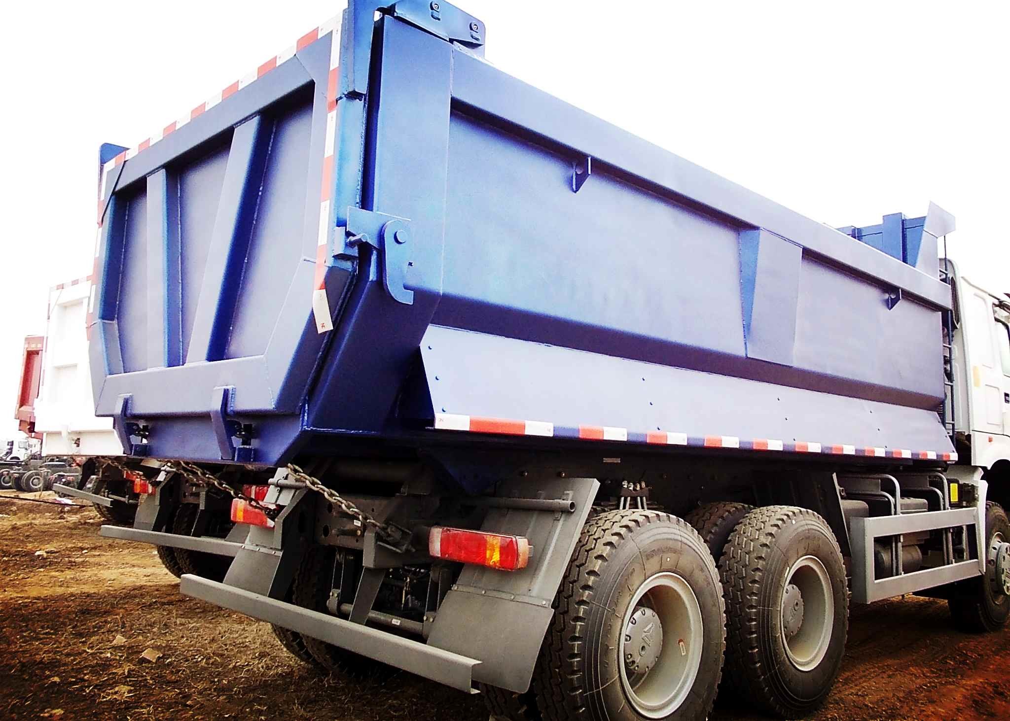 Sinotruk Howo 6x4 Euro II Heavy Duty Dump Truck 371 Horse Power 25 Tons Loading