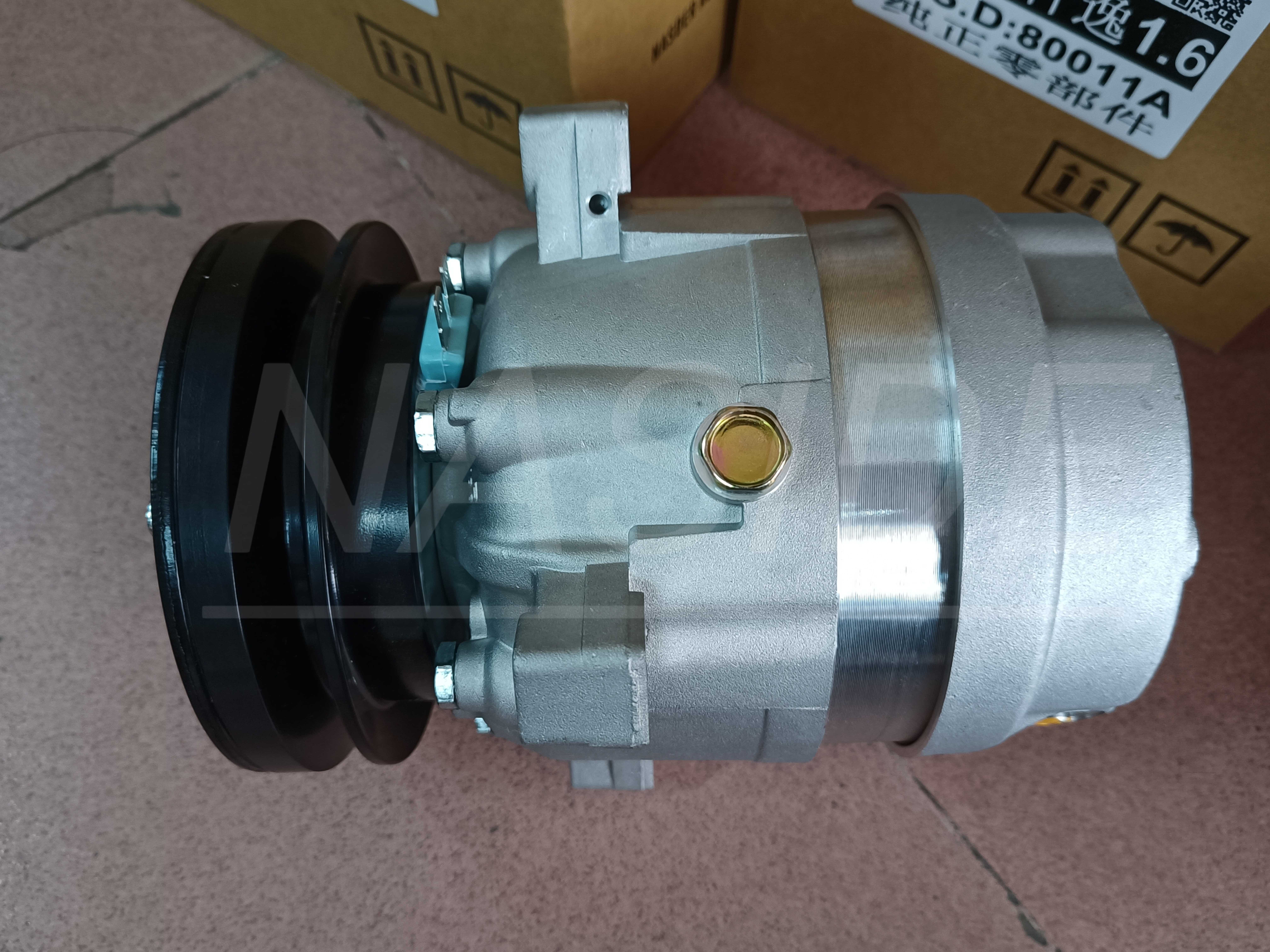 Auto AC Conditioning Compressor For 5110547 5110549 96191807 96191808 V5 Daewoo excavator
