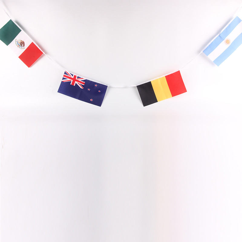 OEM ODM Triangle Flag Bunting Custom 100D Polyester Fabric Triangle String Flags