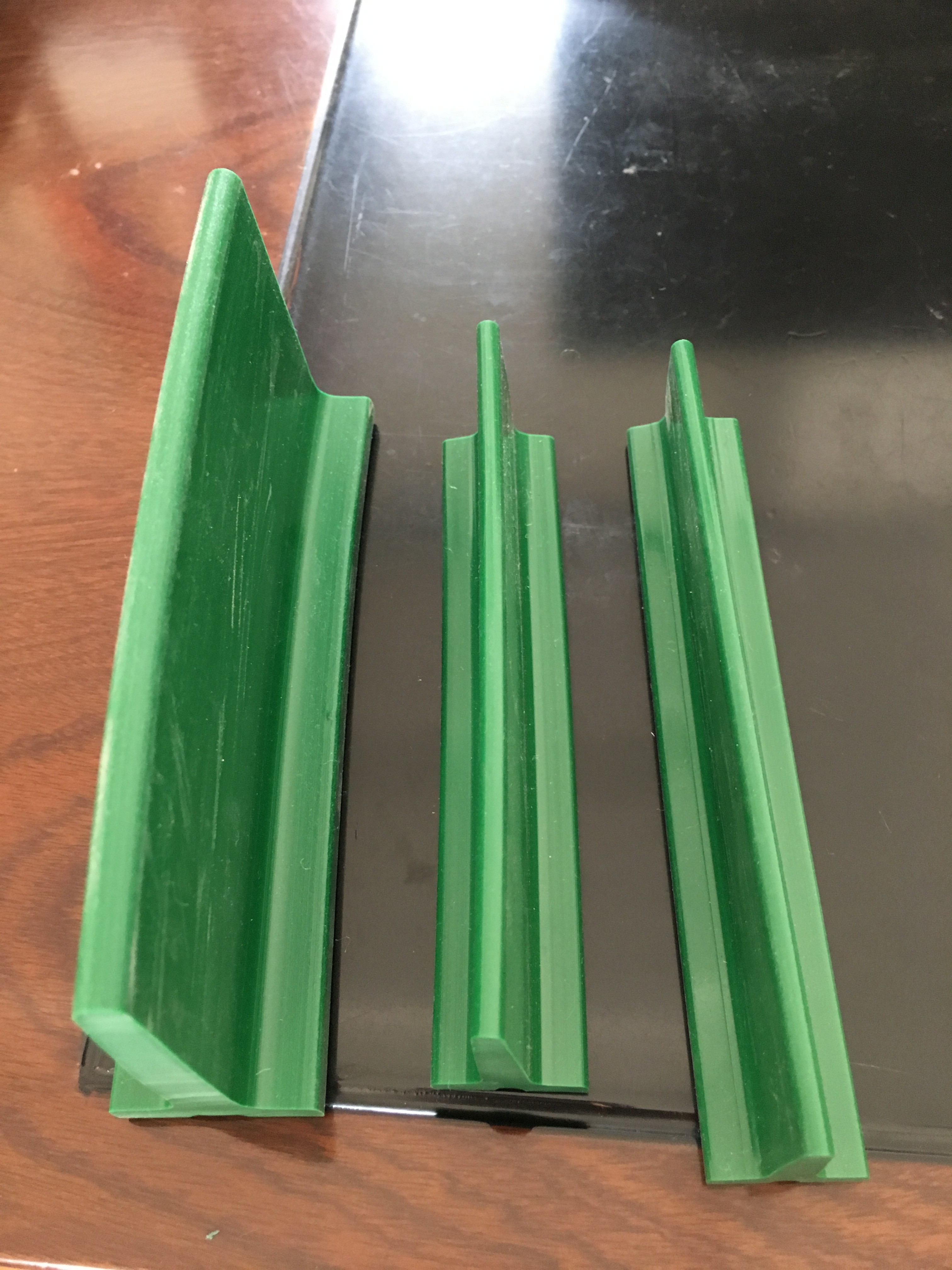 Back plate PU PVC for conveyor belts for tranmission, T profile PVC conveyor belts, baffle