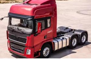 China Oem Double Axle Heavy Semi Truck Tractor European Tractor Trailer Single Row 440hp wholesale
