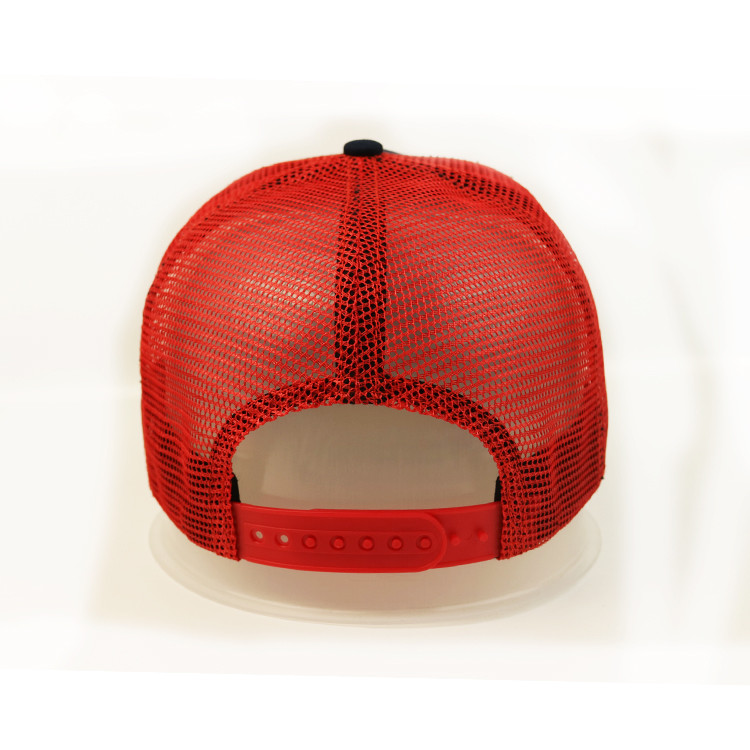 Customized Size Snapback Hats , Mesh Trucker Cap 3d Embroidered