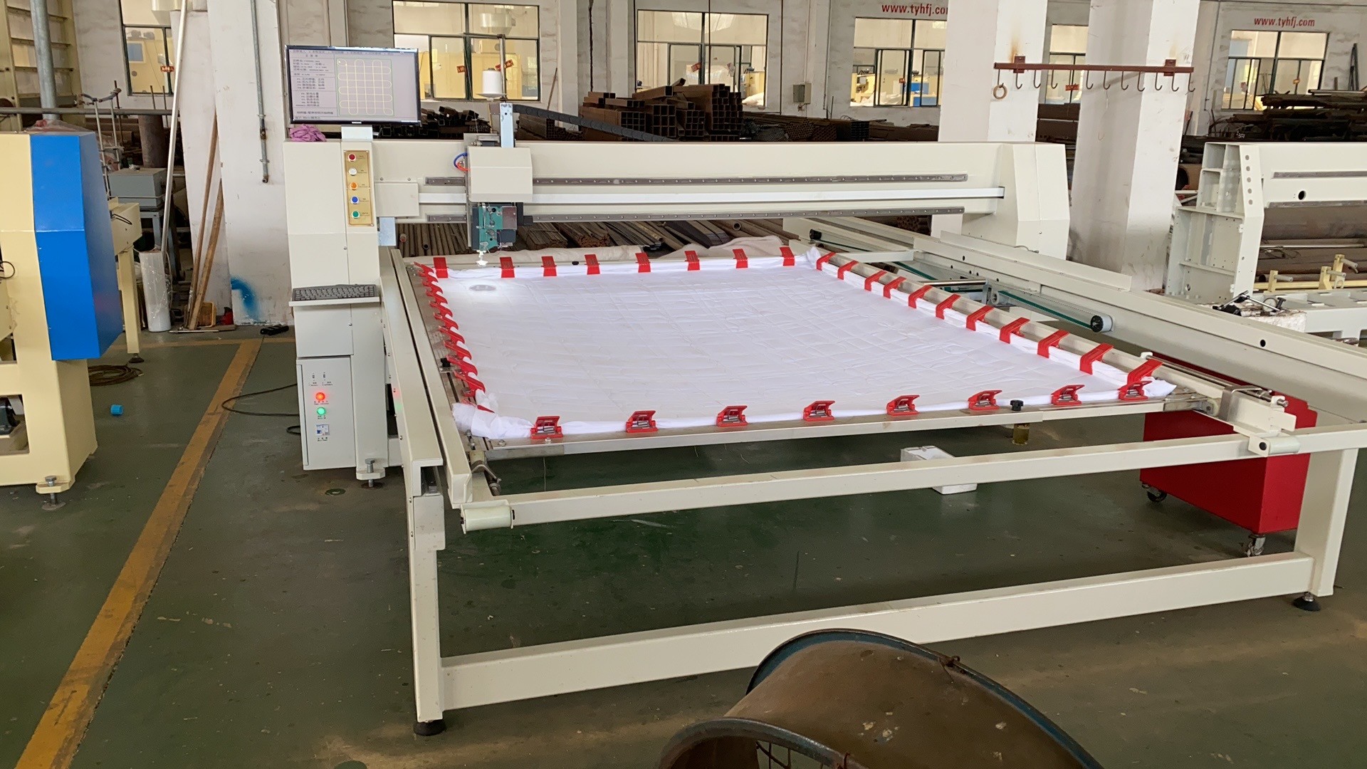 Cnc Computerized Long Arm Single Needle Quilting Machine For PU Leather 2500RPM