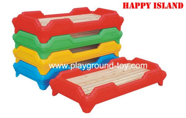 Kindergarten Classroom Children Bed Furniture Plastic / Wood Bed Preschool Day