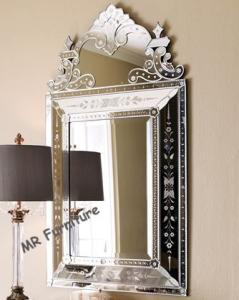 China Fashionable Venetian Wall Mirror Decor 70 * 115cm Size Silver Color wholesale