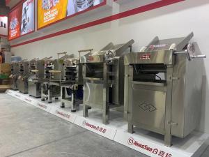 China Commercial Catering Noodle Making Machine With Knife Cutting 190r/min wholesale