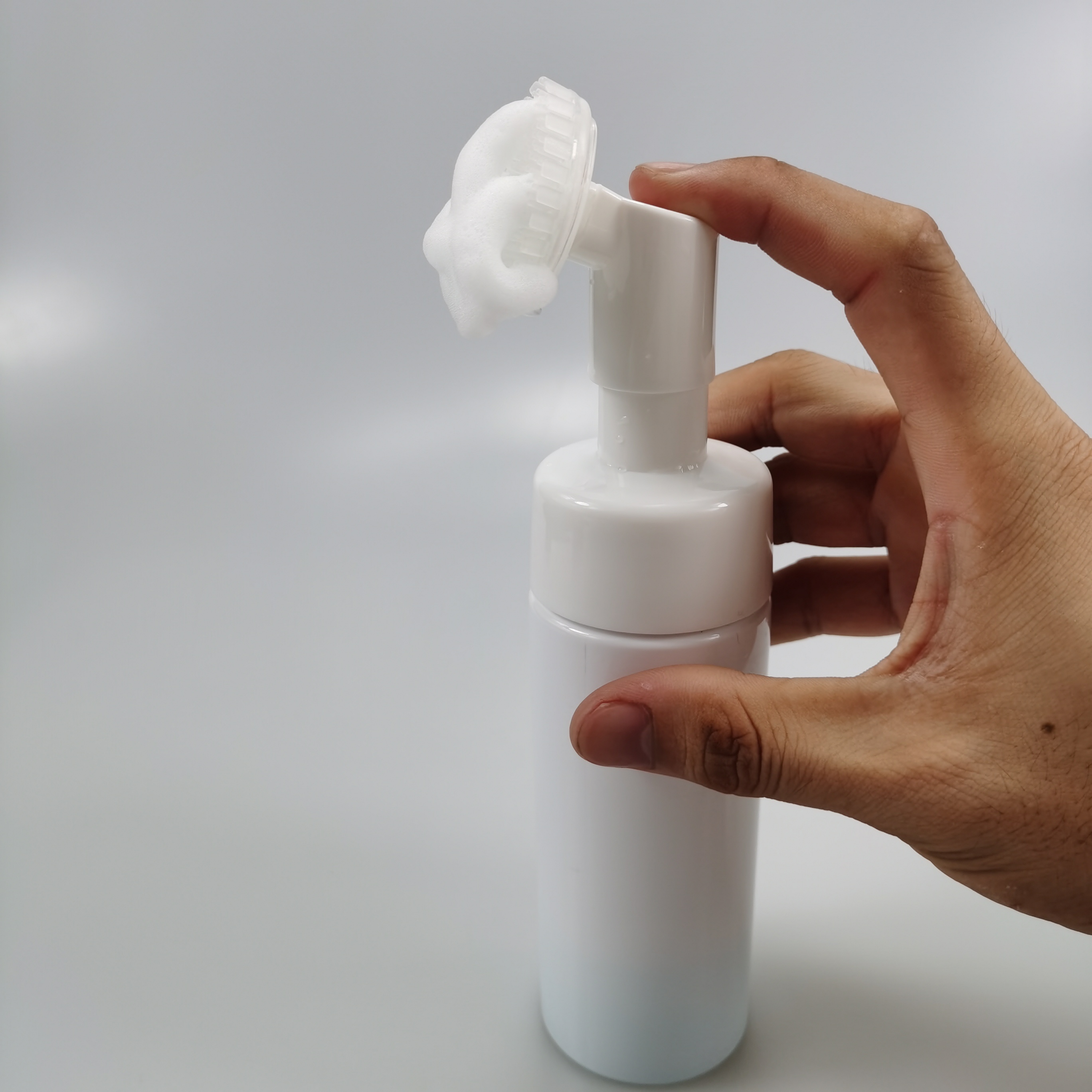 Pet Material 100ml Plastic Pump Head for Foaming Foam Cleansing 28/410 Performance