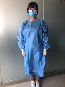 China Medical Exam Disposable Isolation Coveralls , Long Sleeves Surgical Isolation Gowns wholesale
