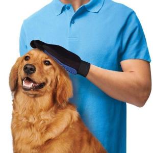 China Gentle Silicone Dog Grooming Glove , Hair Remover Pet Deshedding Glove wholesale