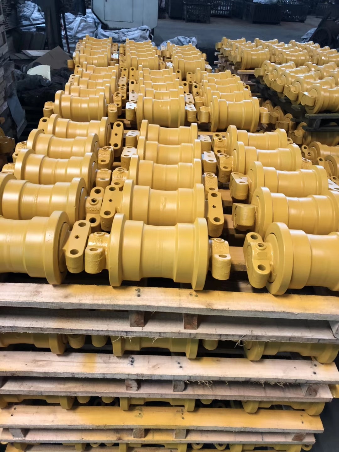 E345 Mini Excavator Track Roller in 50Mn/40Mn2 Material for Machinery