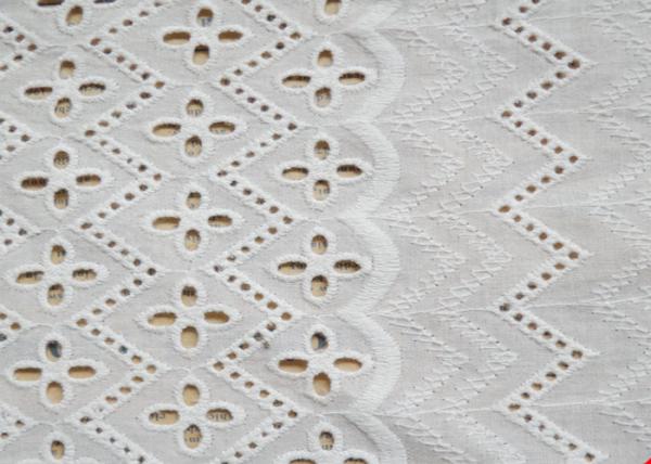 African Bridal Cotton Eyelet Lace Fabric , Embroidered Cotton Lace Curtain