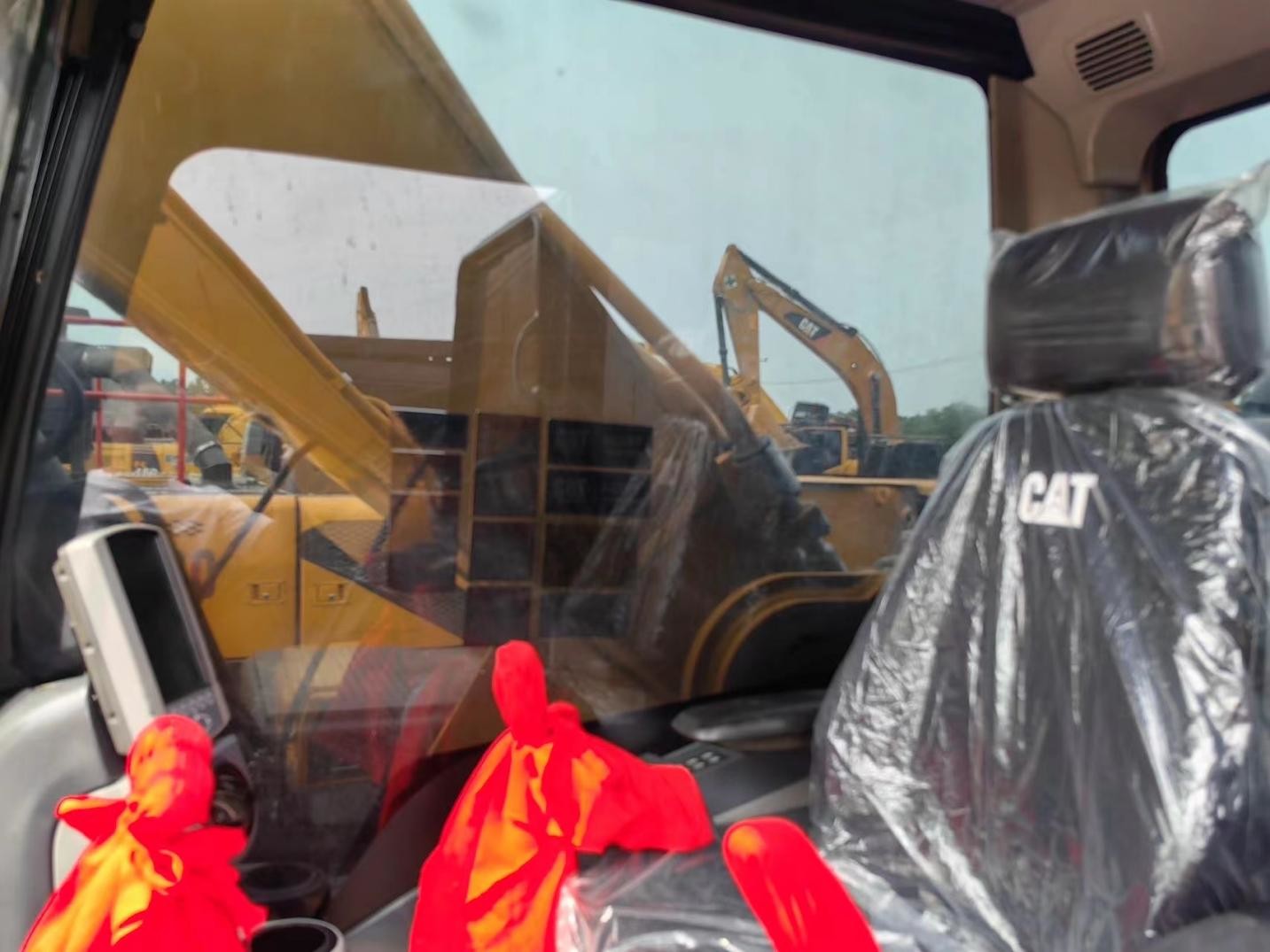 40ton 340d2l Used CAT Excavators Excavator Heavy Equipment 1.9 Cubic Meters Bucket Capacity
