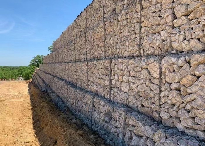 PVC Coating Thickness 0.2-1mm Stone Cage Wire Mesh Galvanized Woven Wire Mesh Gabion Wall Mesh In Bundles Packing