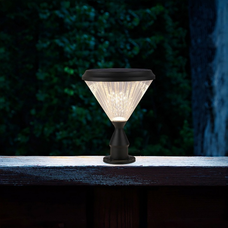 Vintage Cast Aluminum Solar Pillar Lights IP65 Waterproof Courtyard Gate Lamp