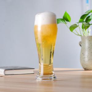 China Free Sample 560ml 20oz Tall Pilsner Beer Glasses tall weizen pint beer glass wholesale