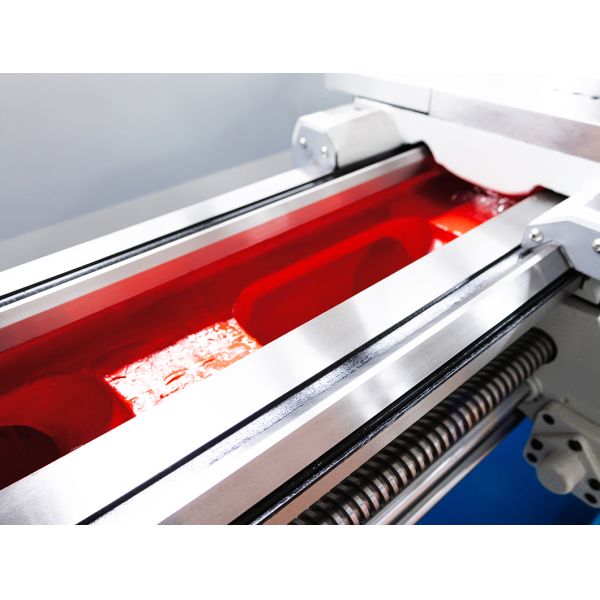 CA6150X1500mm Manual Lathe Machine Medium Duty Precision Lathe Machine for Metal Parts